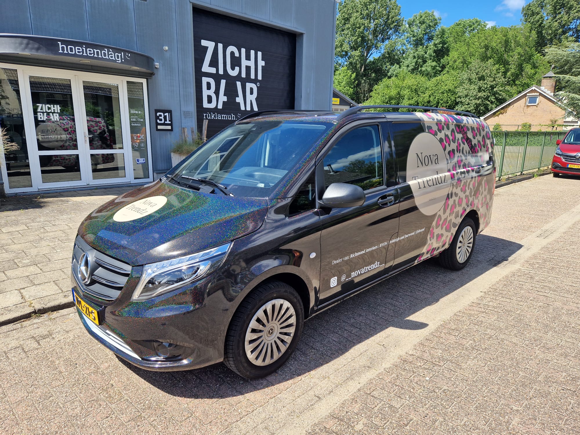 Belettering en wrap bus Nova Trendz