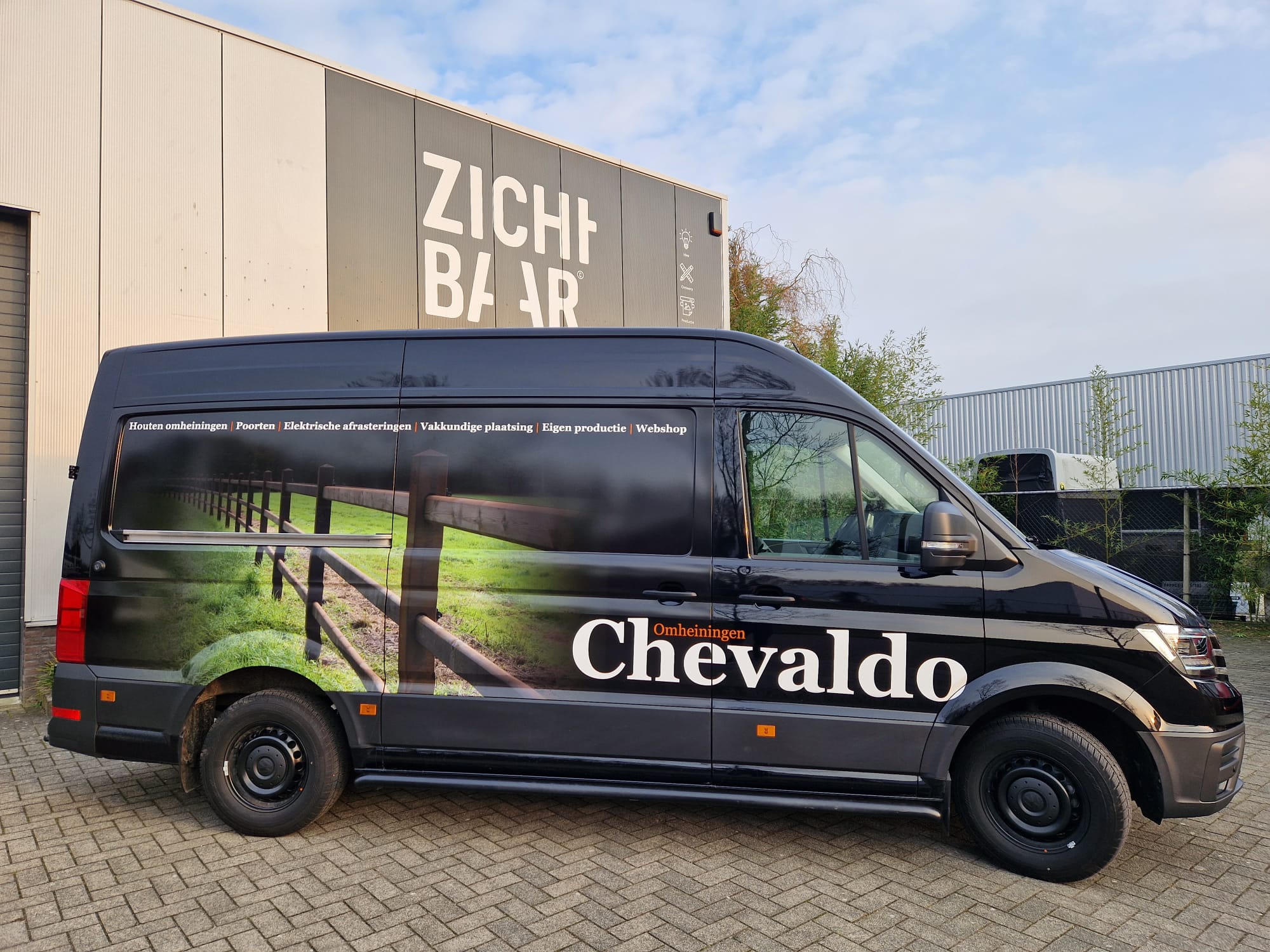 Bus belettering van Chevaldo door Zichtbaar in Halsteren