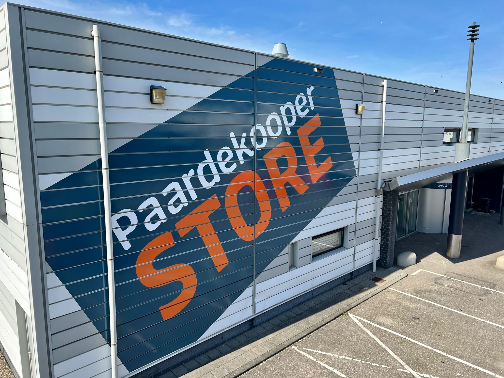 Gevelbestickering Paardekooper door Zichtbaar